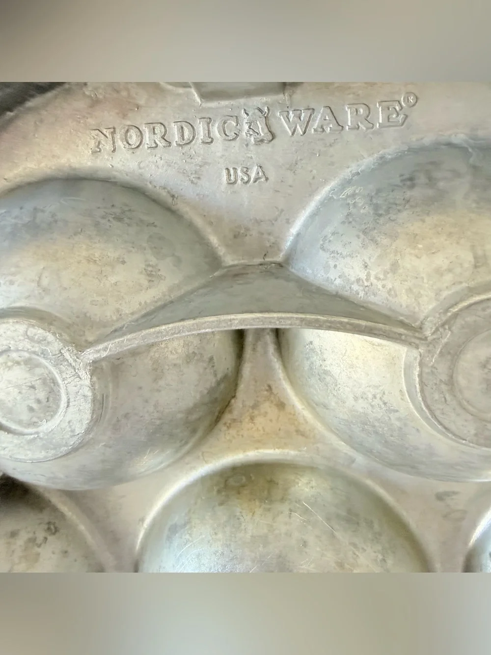 Nordic Ware vintage nordic